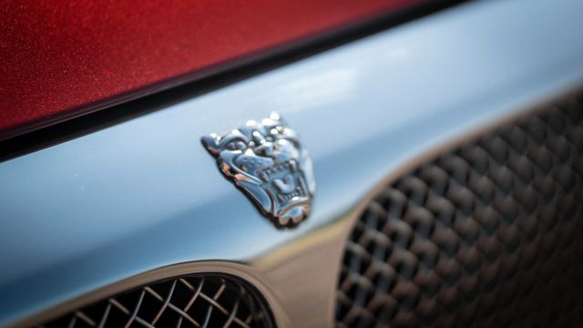 Fahrzeugabbildung Jaguar XJ8 3.5 Liter Sovereign im Bestzustand