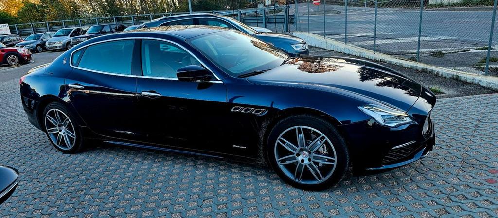 Maserati Quattroporte