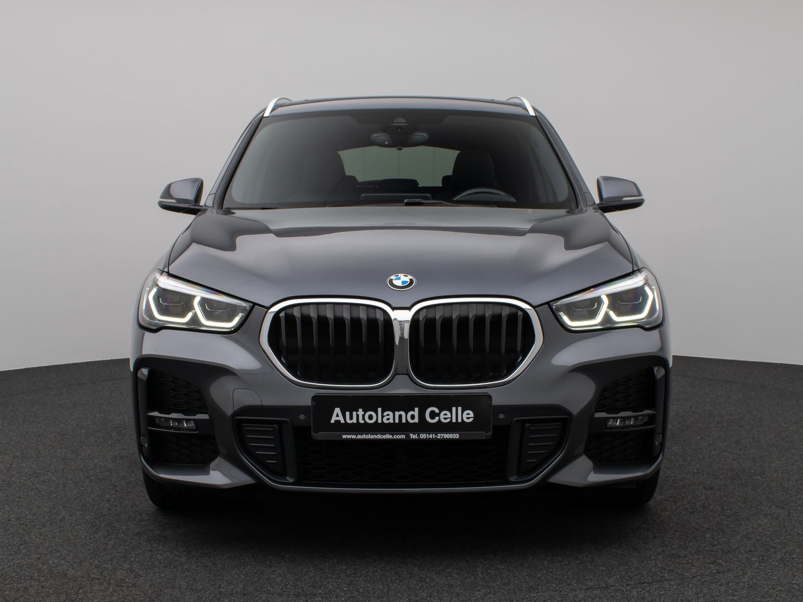 Fahrzeugabbildung BMW X1 xD25e M Sport Panorama Kamera HUD H/K Komfort