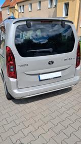Toyota Proace City 1,2-l-Turbo 96kW L1 Team Deutsch... - Toyota Proace City mit Benzin-Antrieb: Automatik