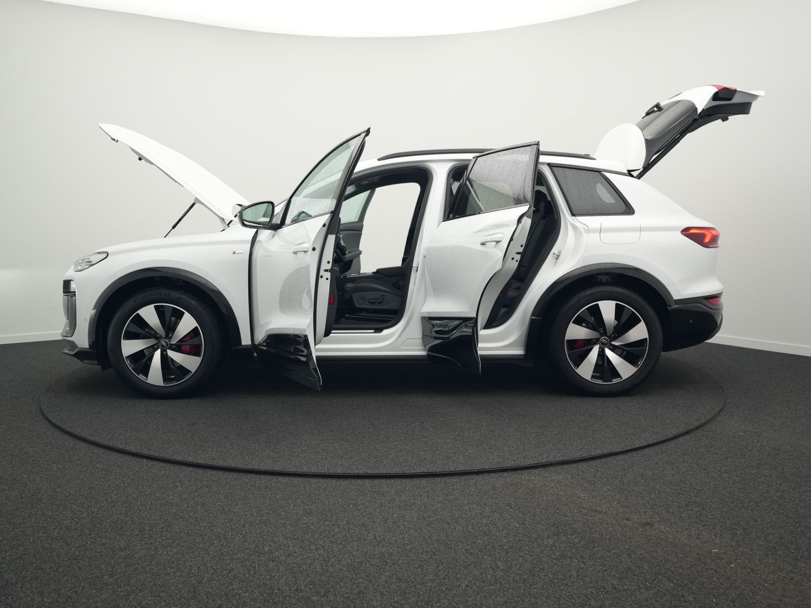 Audi Q6 e-tron - Bild 42