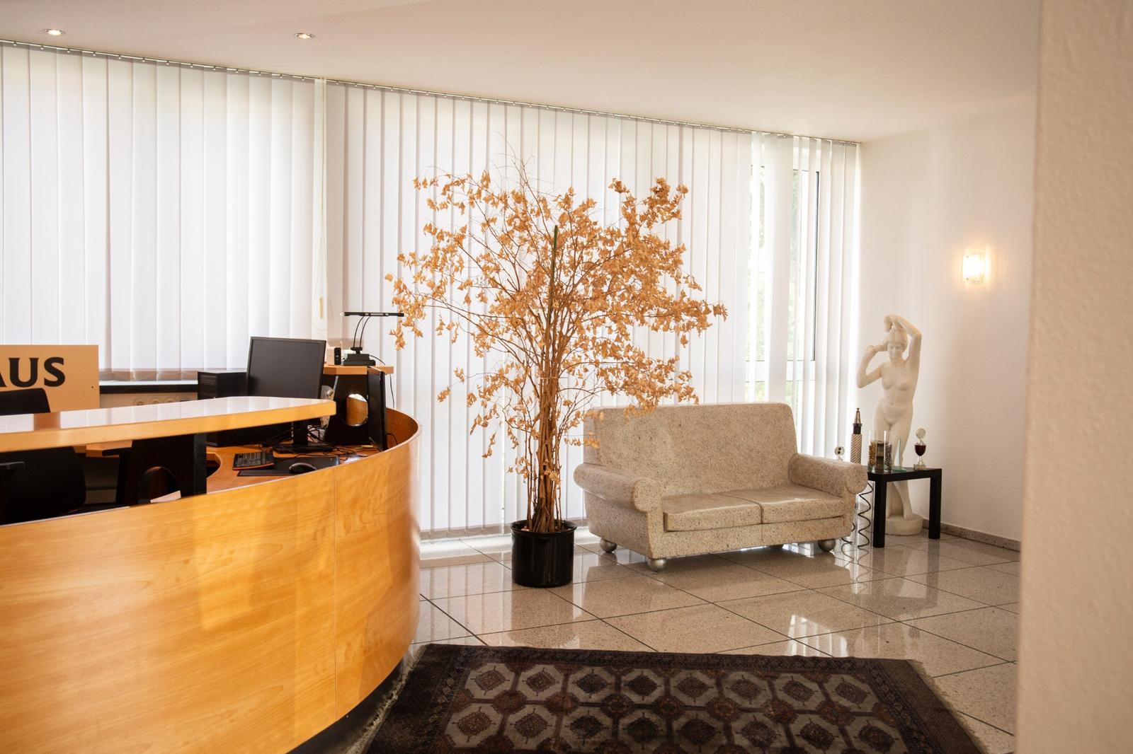 showroom-image-main