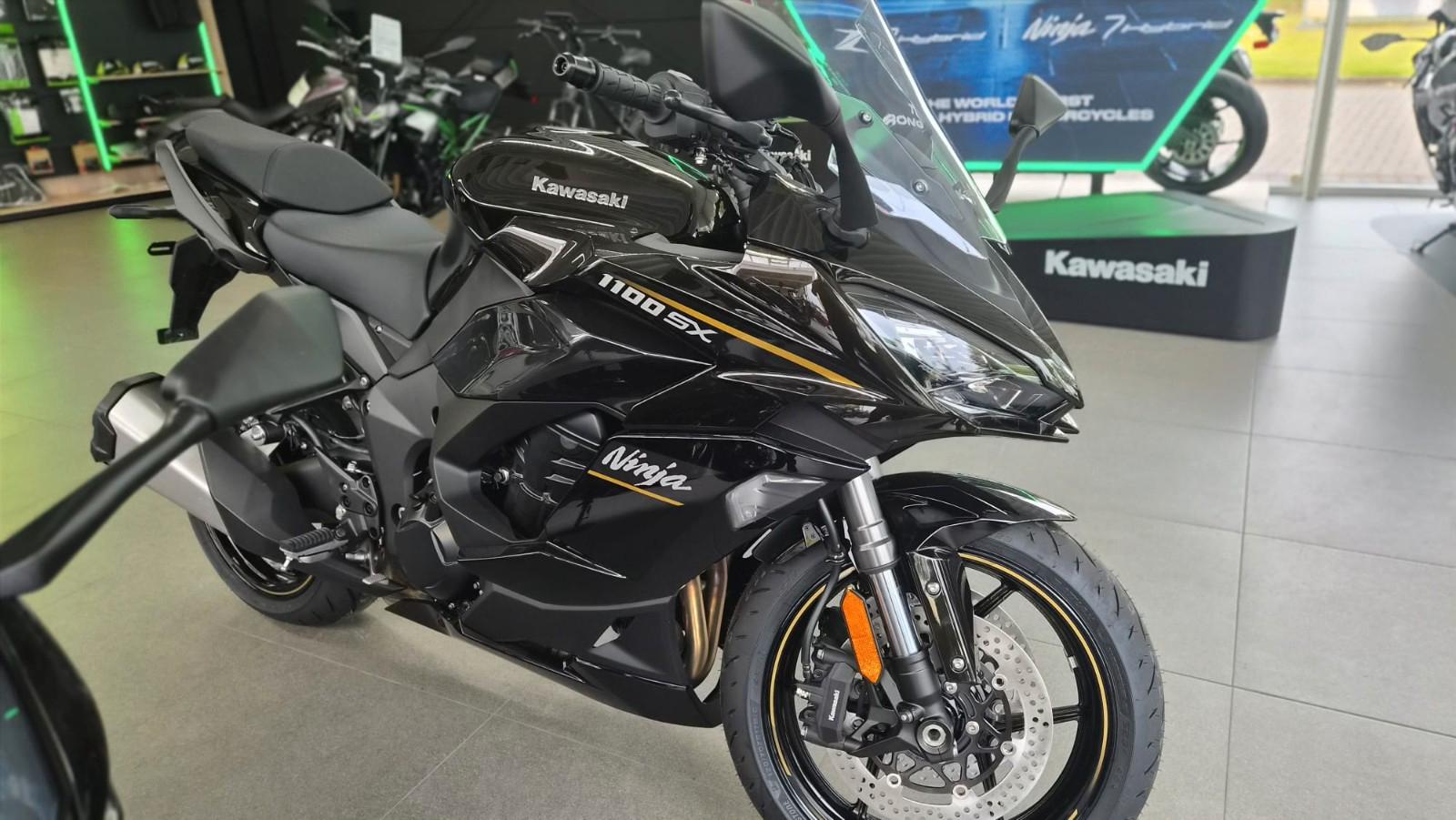 Kawasaki Ninja 1100 SX