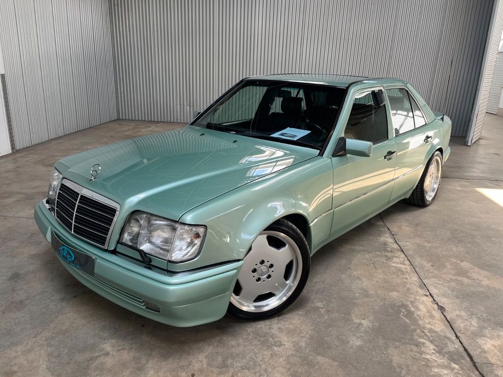 Mercedes-Benz E 500