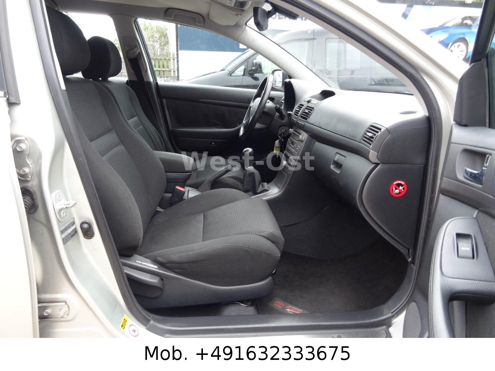 Toyota Avensis 2004 — photo 10