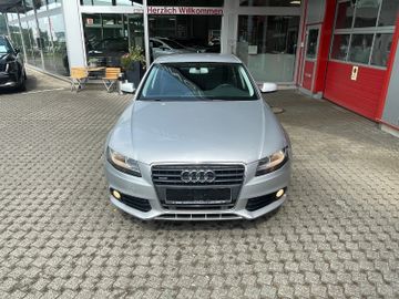 Bild 2 Audi A4 2.0 TFSI 155kW quattro Attraction nur Export
