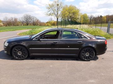 Audi A8 - 5