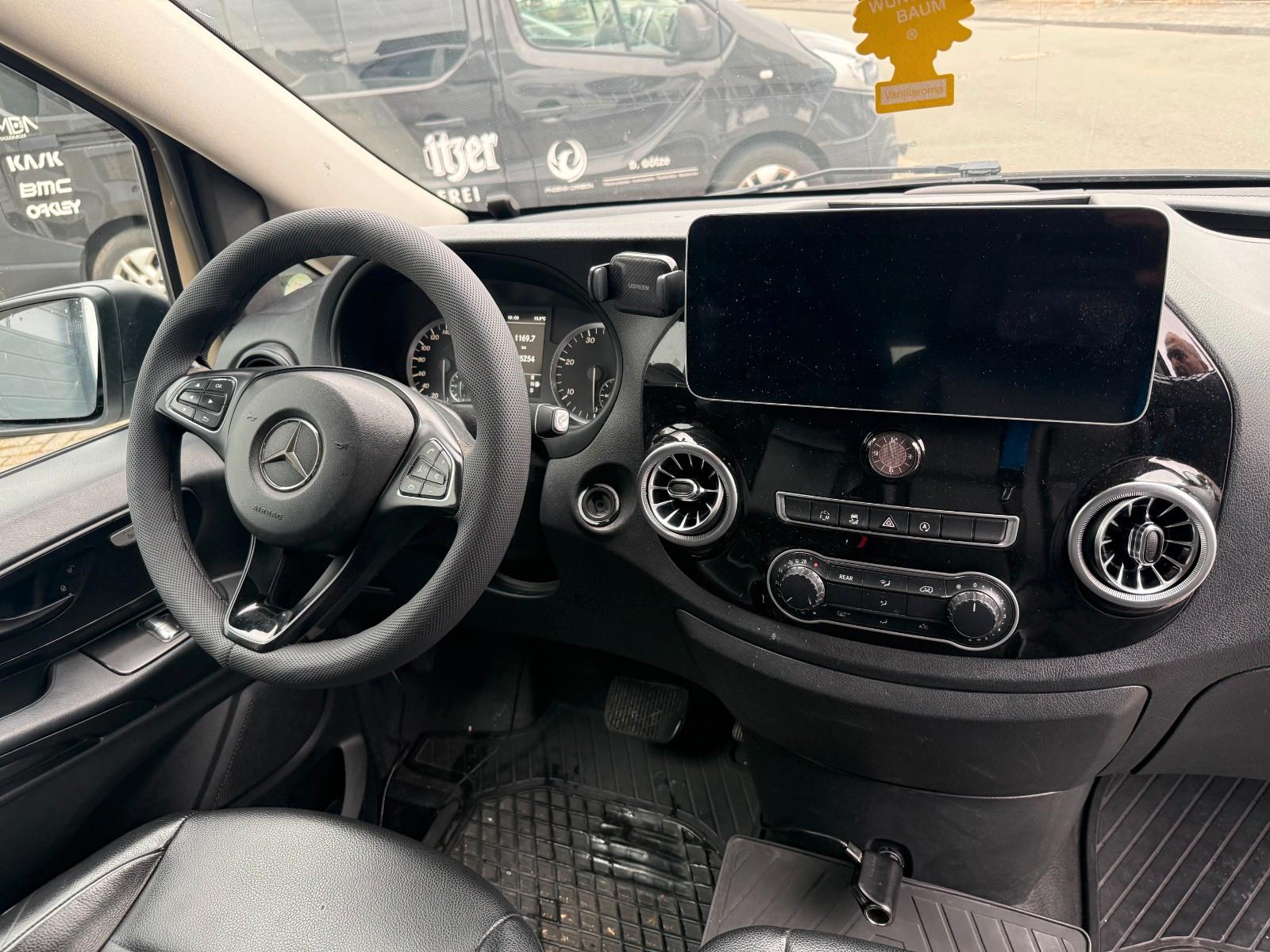 Mercedes-Benz Vito Tourer 116 extralang Pro Auto Leder Navi
