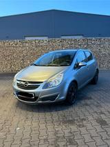 Opel Corsa D 1.2 Automatik - Opel Corsa aus 2010: 1.2