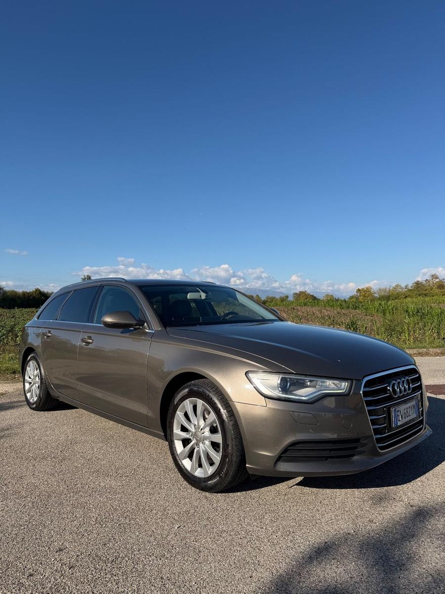 Audi A6 2014 — interior