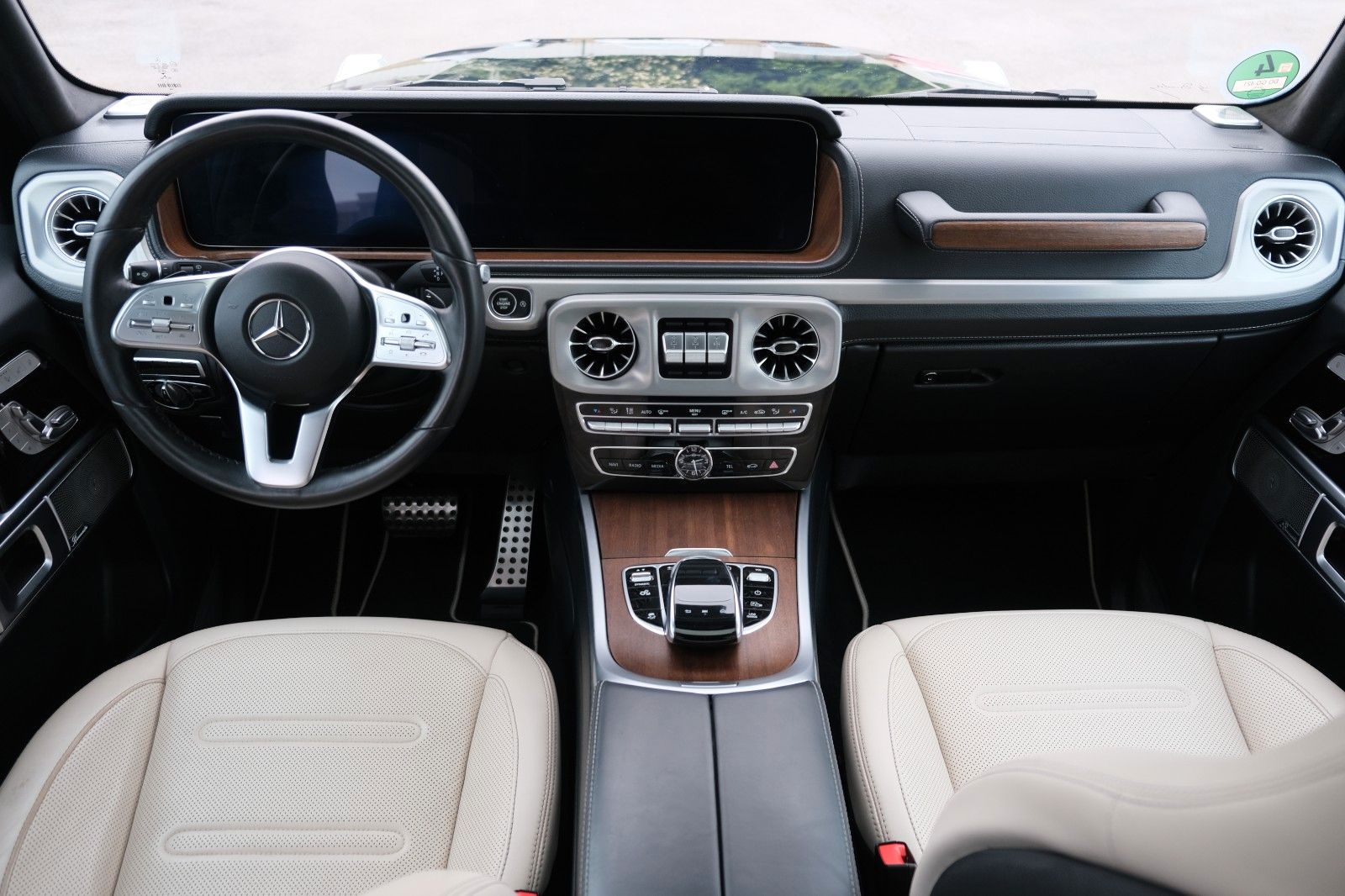 Fahrzeugabbildung Mercedes-Benz G 500/Massage/Distr/Burm/Stdhzg/LED/Fond Ent.