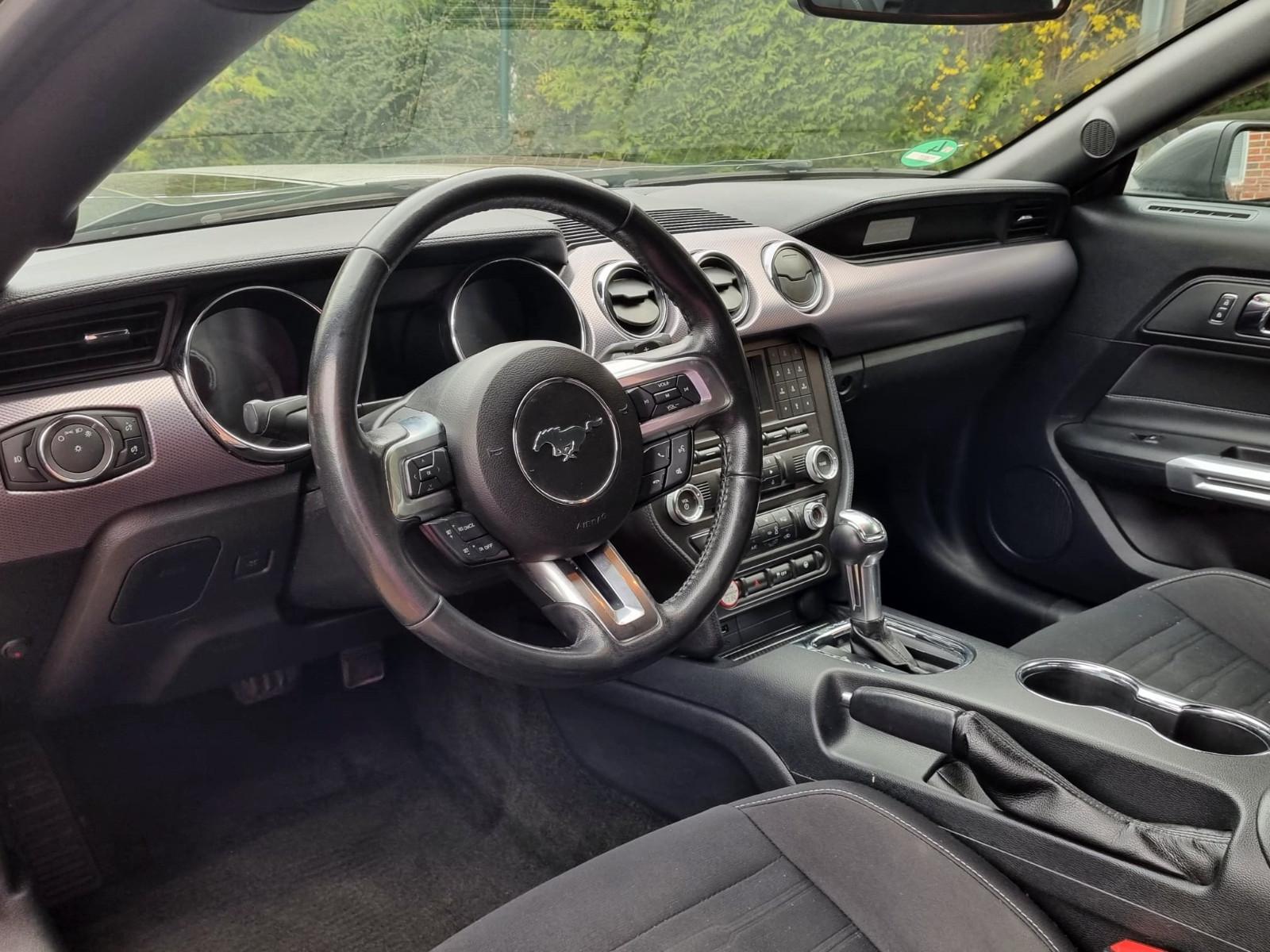 Ford Mustang 2.3 Coupe Aut-+Keyless+Kamera+Bi-Xenon+