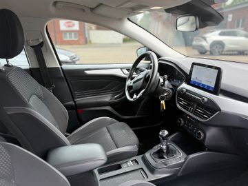 Ford Focus - 4