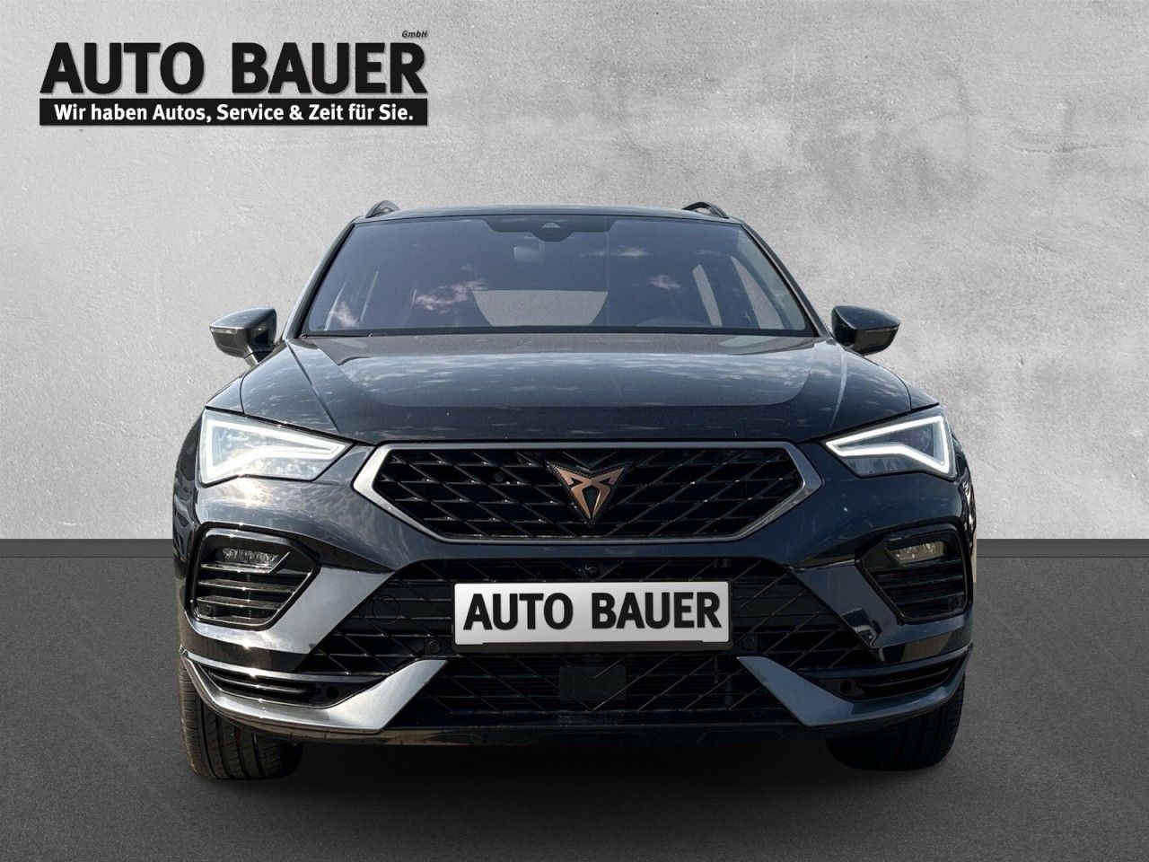 Fahrzeugabbildung CUPRA Ateca 2.0 TSI 221 kW (300 PS) 7-Gang DSG 4Drive - mit KI generiert/bearbeitet