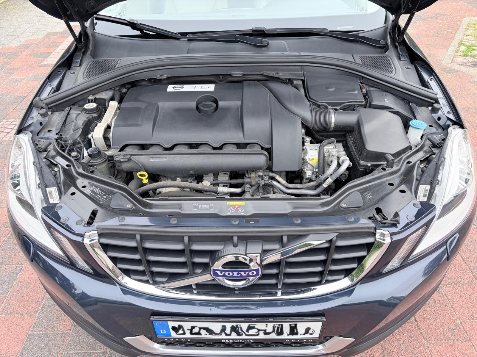 Volvo XC60 T6 AWD 3,0 Turbo Reihensechszylinder