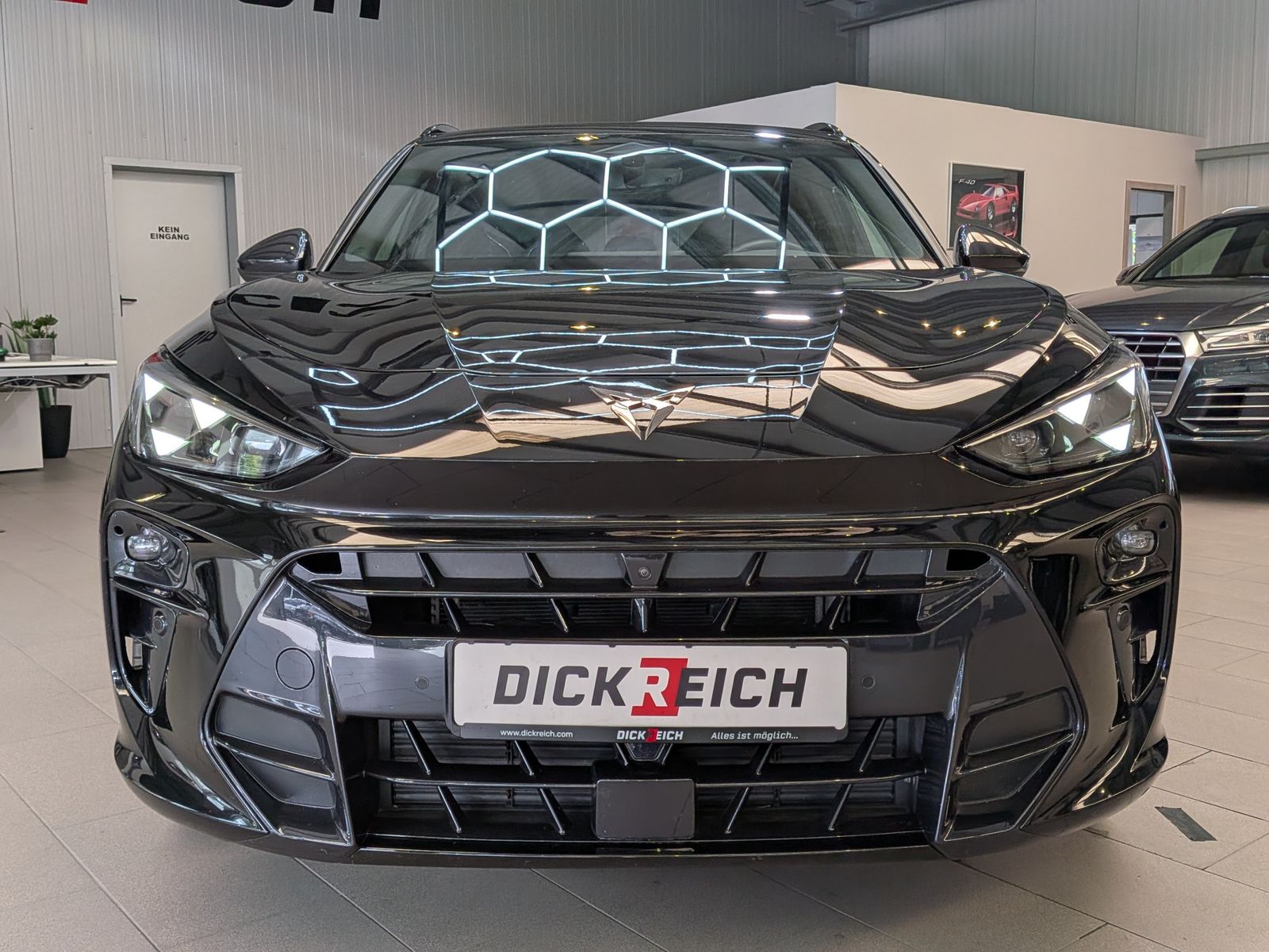 Fahrzeugabbildung CUPRA Terramarr 1.5 eTSI Tribe Sennh Matrix HUD AHK 20