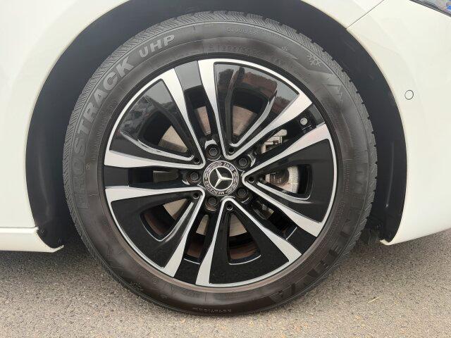 Mercedes-Benz A 180 Progressive LED Distronic Panorama 360°...