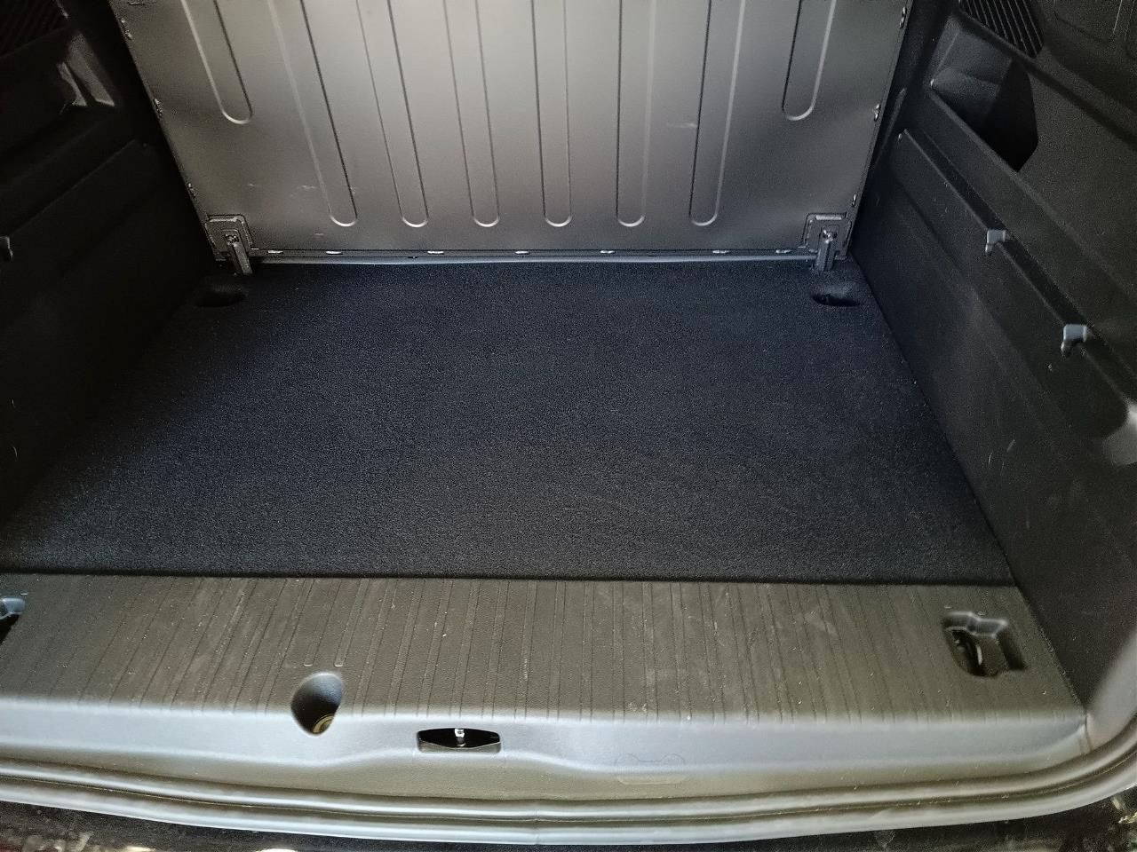 Fahrzeugabbildung Opel Combo Life E 1.5 D Edition N1 Kamera,LED,PDC,LM