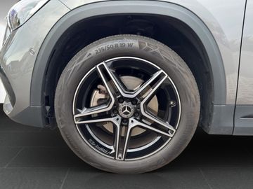 Mercedes-Benz GLA 250e AMG Line *360*AHK*HUD*MBUX*PANO* NAVI