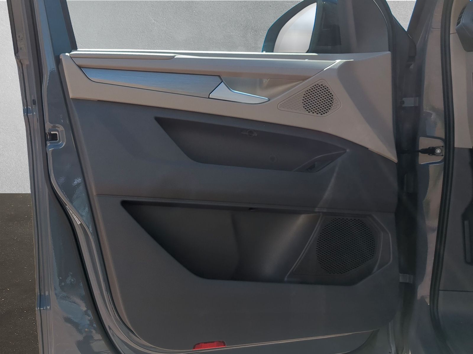 Fahrzeugabbildung Volkswagen T7 Multivan Edition 2.0 TDI DSG Standhz. RFK