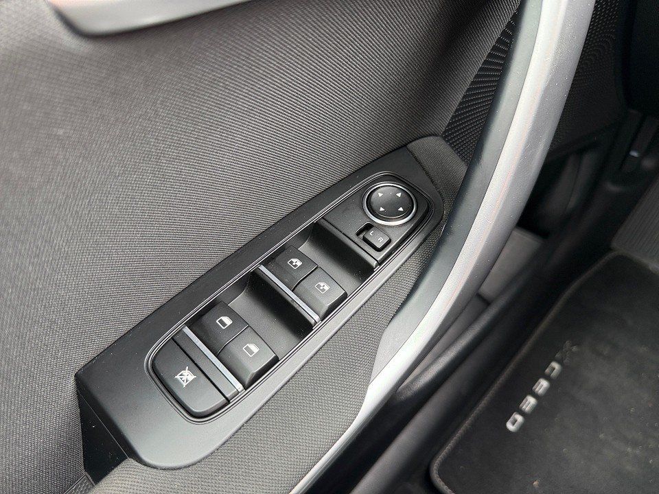 Fahrzeugabbildung Kia XCEED 1.0T EDITION 7 1HD EMOTI-P KAM+CARPLAY+LED