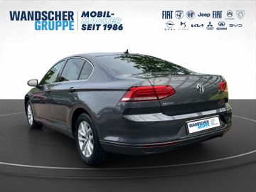 Volkswagen Passat Comfortline 1,4 TSI Navi+SHZ+PDC+Allwette