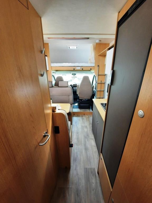 Fahrzeugabbildung LMC Tourer A 690 G Nur an Händler & Gewerbe!