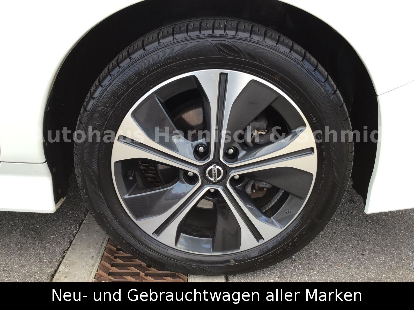 Fahrzeugabbildung Nissan Leaf 40 kWh Autom.-TEKNA-Leder,BOSE,LED;SOH91%