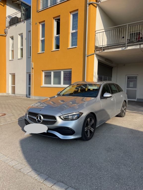 Image of Mercedes-Benz C 220