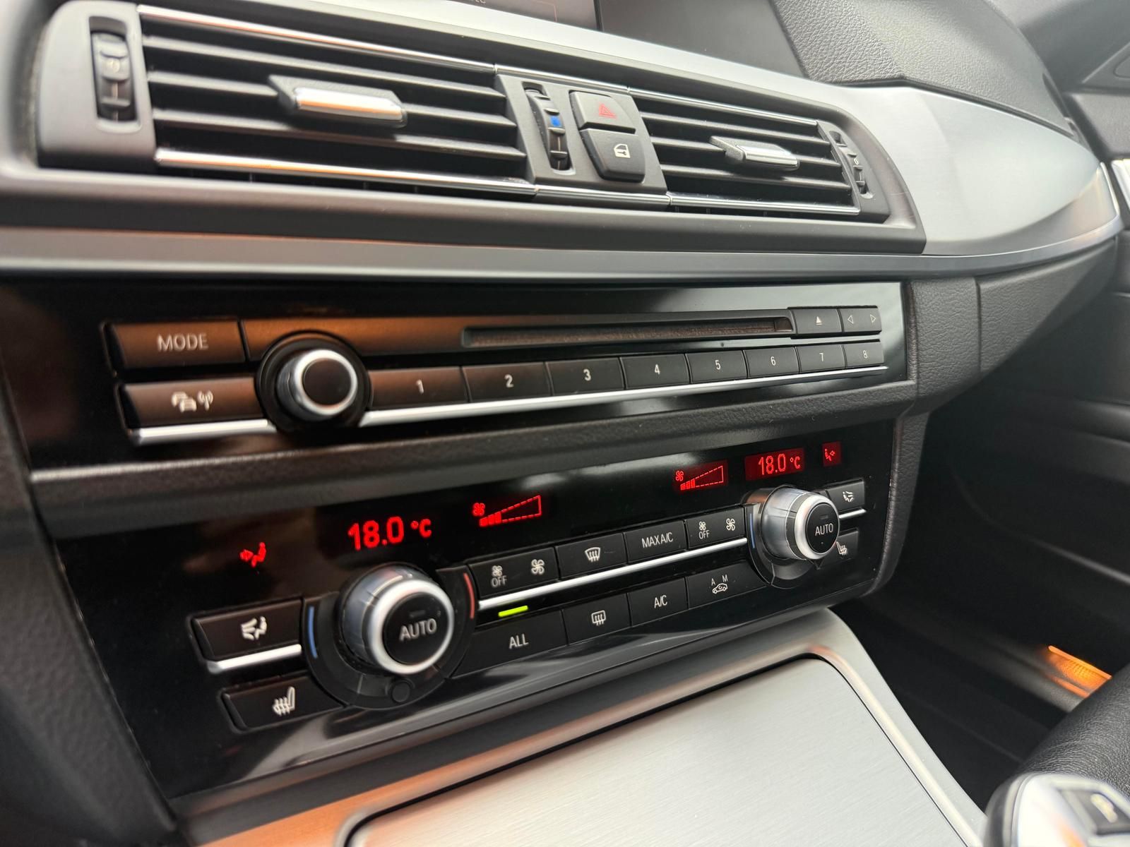 Fahrzeugabbildung BMW d M-PAKET/AUTOMATIK/SHADDOW/LED/AMBIENTE/PDC/NAV