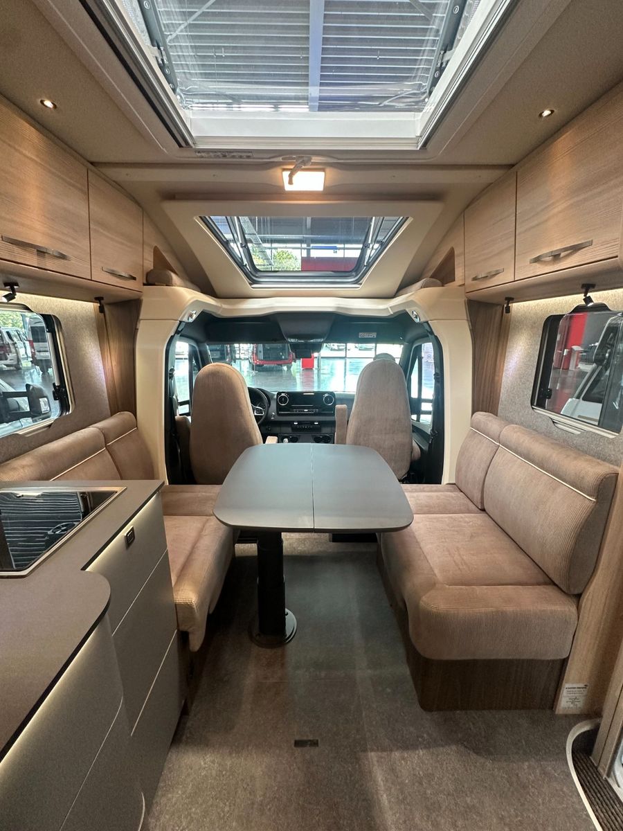 Fahrzeugabbildung Eura Mobil Profila T 726 EF