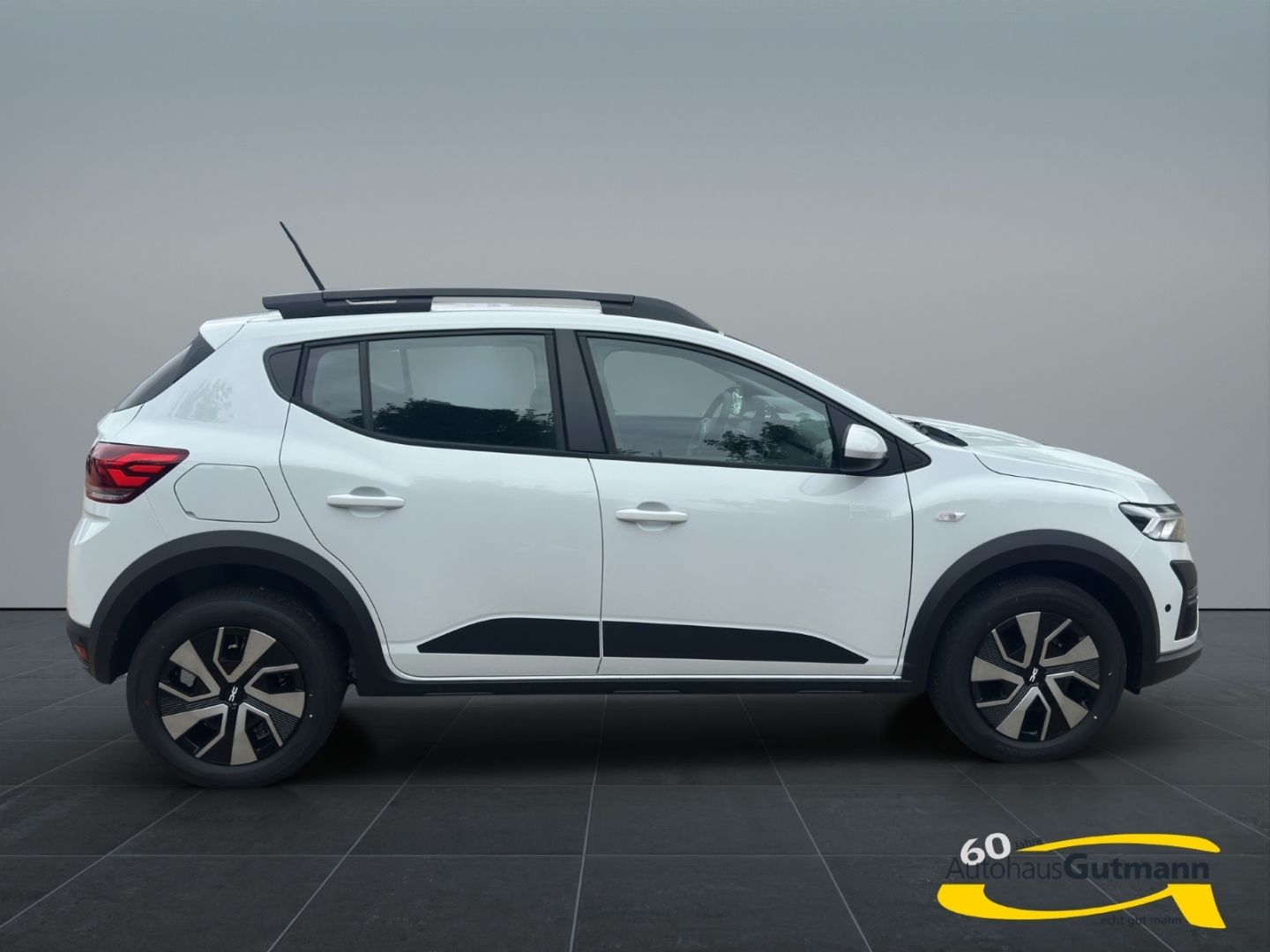 Fahrzeugabbildung Dacia Sandero III Stepway Expression 1.0 TCe 90 EU6e L
