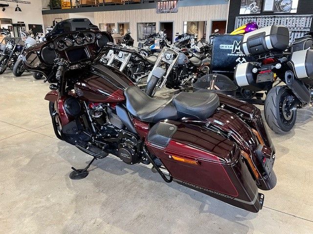 Fahrzeugabbildung Harley-Davidson FLHXSE Street Glide Screamin Eagle 117cui