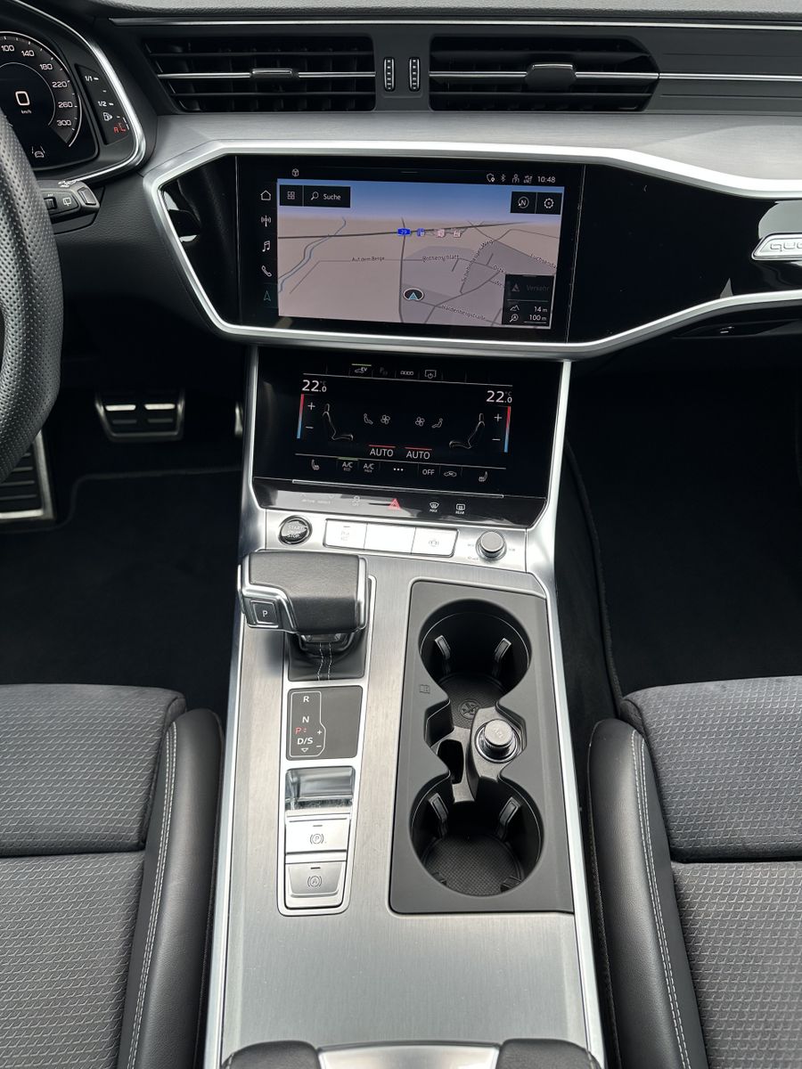 Fahrzeugabbildung Audi A6 Avant 55 TFSI e Qu S-Line NAV+MATRIX+AHK+20ZO