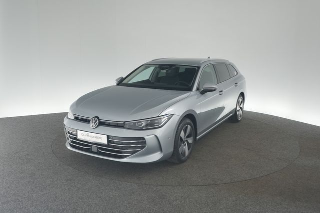 Volkswagen Passat Variant 1.5 eTSI DSG Business AHK Navi