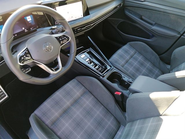 Golf VIII GTD DSG STHZ+PANO+KAMERA