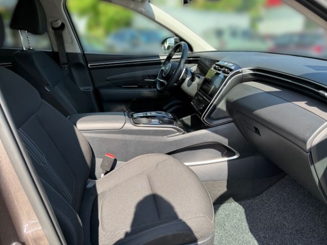 Fahrzeugabbildung Hyundai Tucson Trend Hybrid 2WD 1.6 T-GDI +KLIMA+NAVI+RF