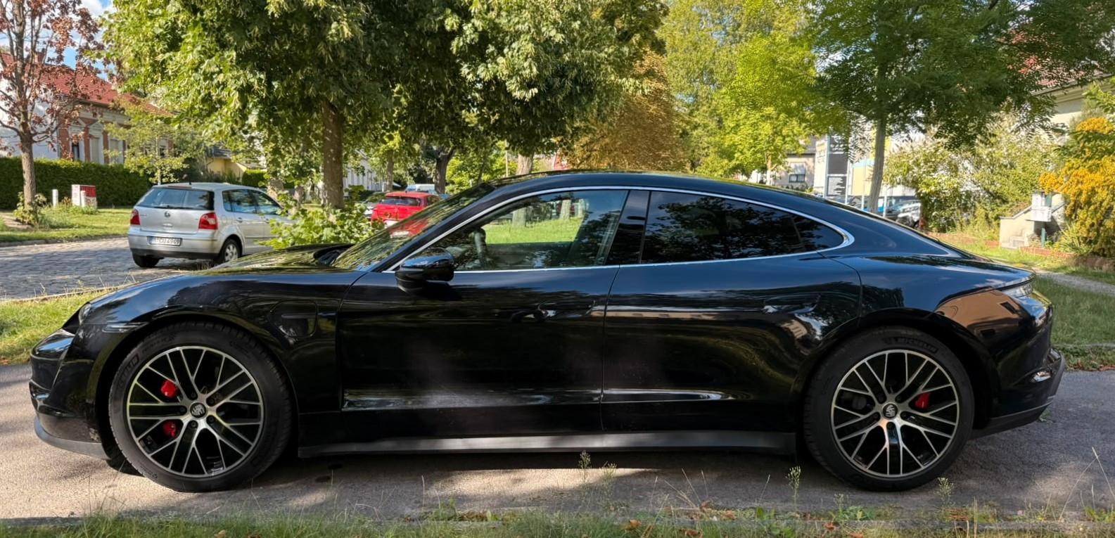 Porsche Taycan 4 S 360° Tageszulassung Neue TUV!