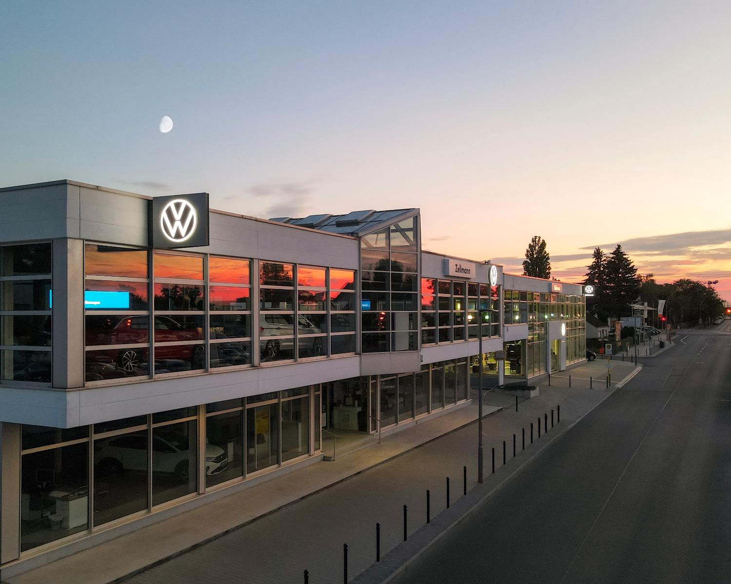 showroom-image-main