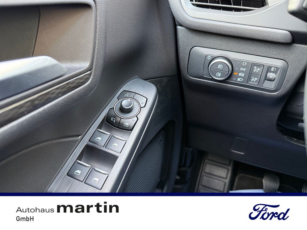Fahrzeugabbildung Ford Kuga 1.5 EcoBoost Titanium PDC NAVI FACEL. LED