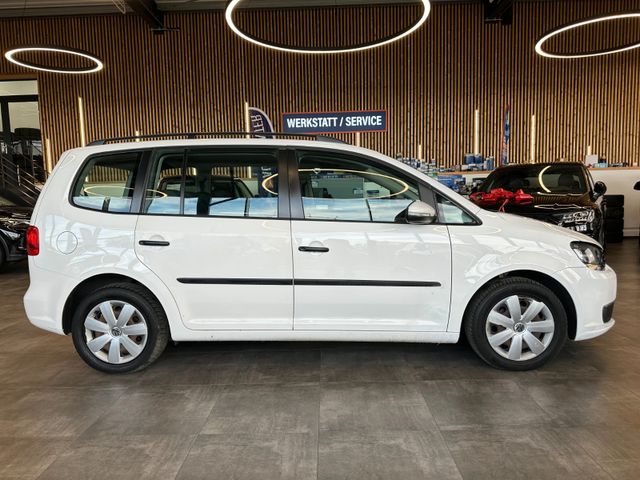 MYAUTOCENTER – Gebraucht- und Jahreswagen mit Werkstattservice in Pfaffenhofen Volkswagen Touran *7-SITZER*TÜV 827*2-ZONEN*PDC*DACHRELING