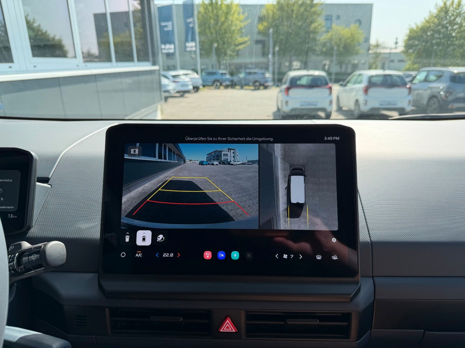 Fahrzeugabbildung Kia PV5 Cargo L2H1 71,2 Elite WP AW Laderaumausklei