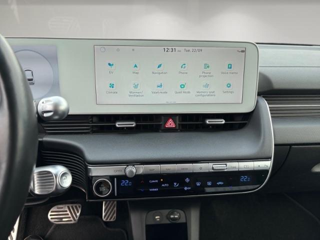 HYUNDAI IONIQ 5 ELEKTRO 218CH - 1ERE MAIN - SIEGES/VOLANT CHAUFFANTS - CARPLAY - LED PIXEL