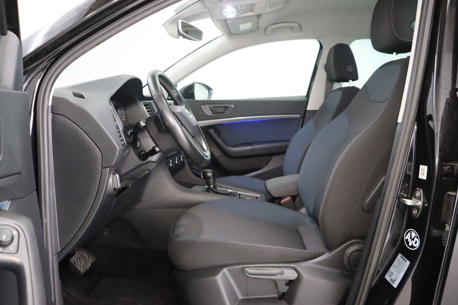 Fahrzeugabbildung SEAT Ateca 2.0 * Navi * LED * ACC * AHK