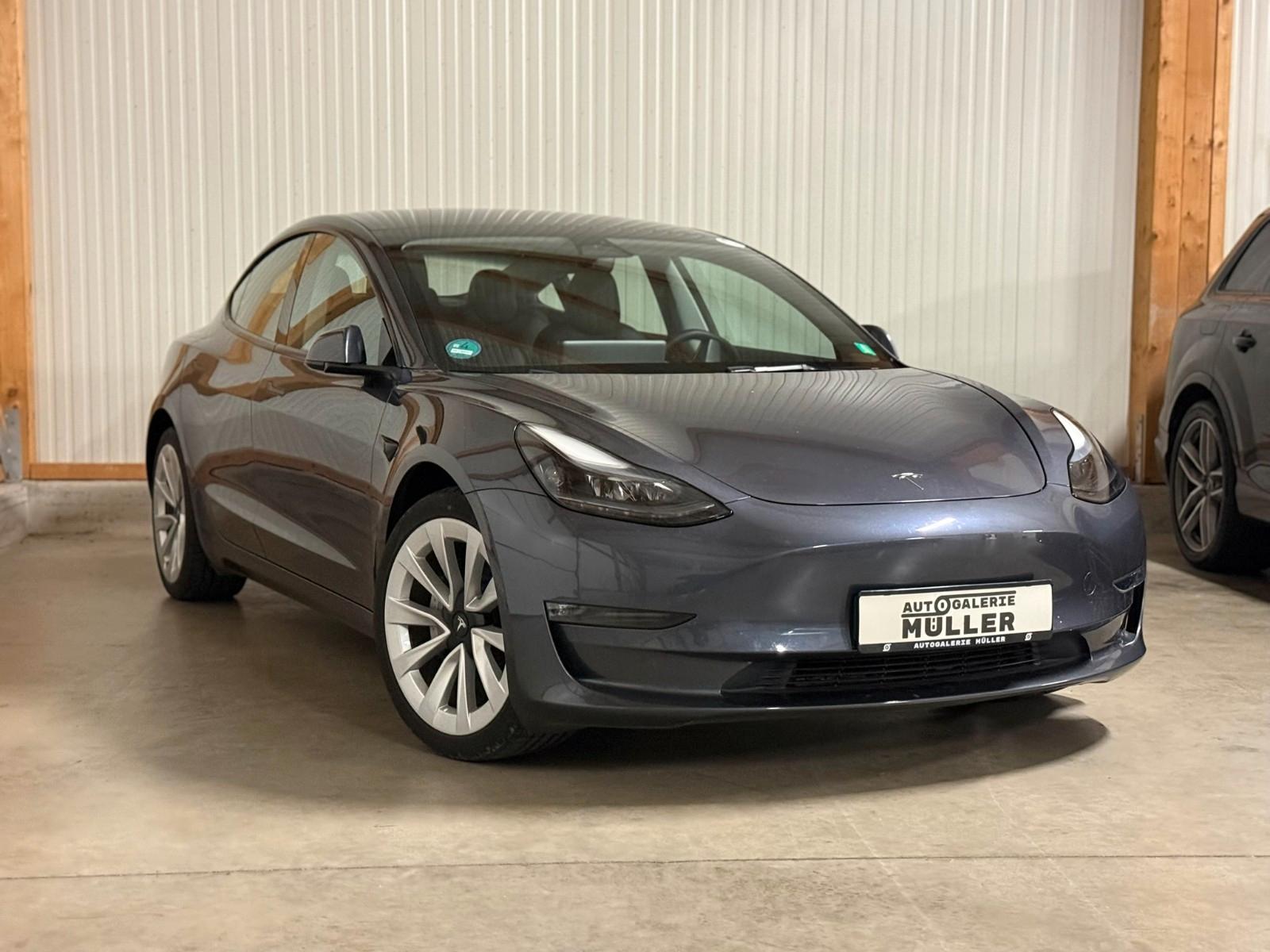 Tesla Model 3 Long Range AWD °Garanti°PANO°WÄRMEPUMPE°