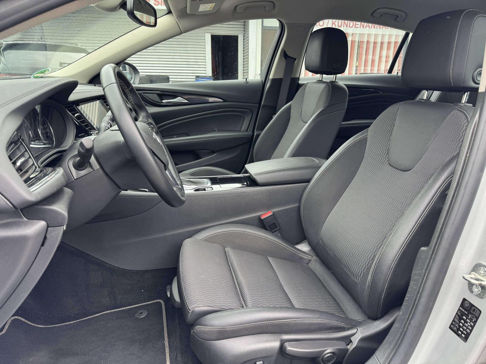 Opel Insignia Innovation 1.5 TURBO AUTOAMTIK*NAVI*LED