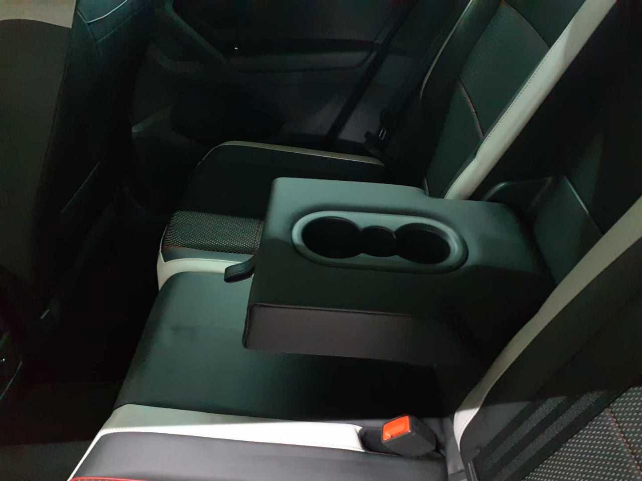 Volkswagen Tiguan 4MOTION URBAN SPORT Navi HuD, миниатюра 6
