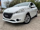 Peugeot 208 1.4 e-HDi 68 CV S&S robotizzato 5 po - Peugeot 208 mit Halbautomatikschaltung
