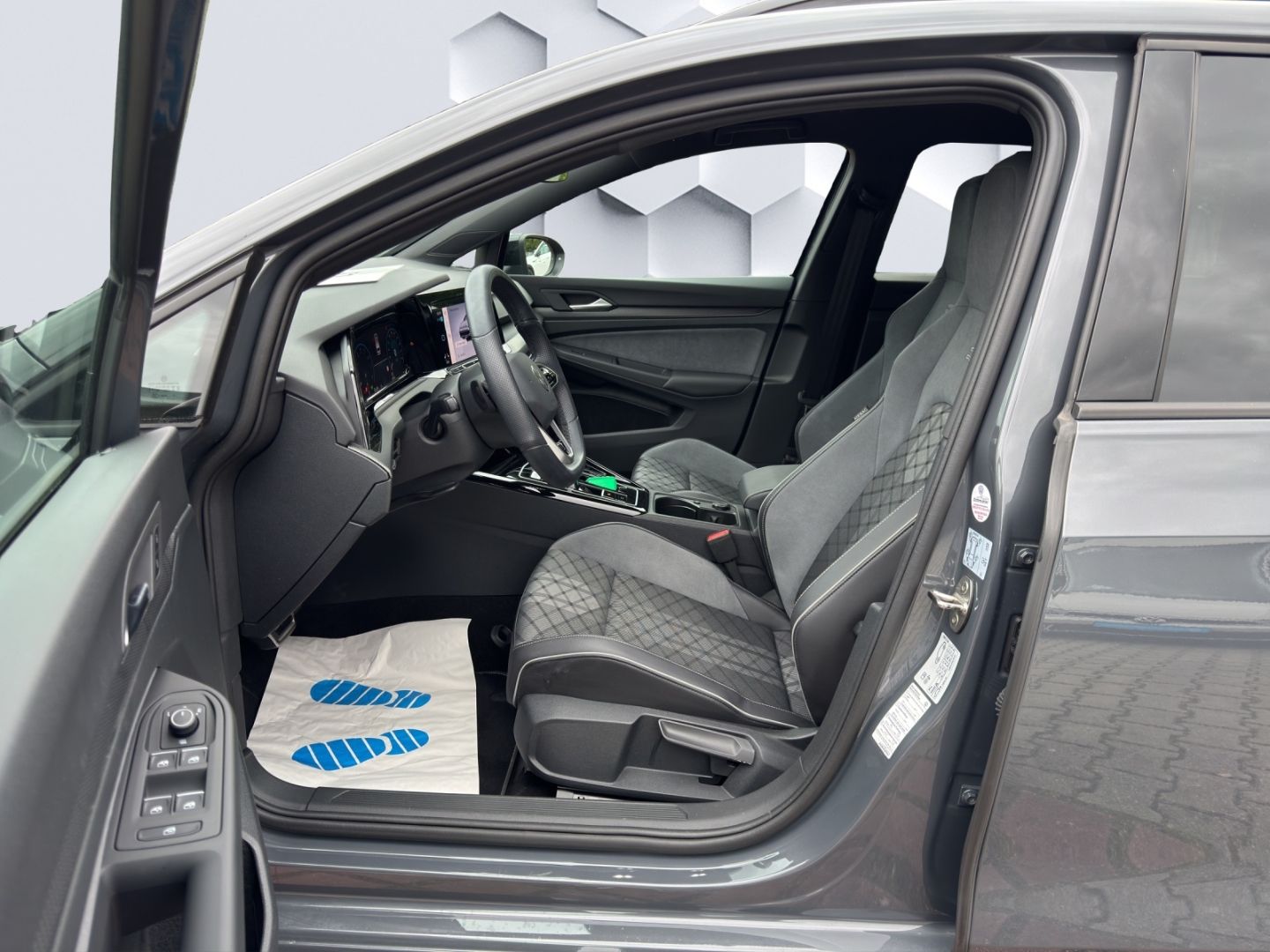 Golf Variant Mildhybrid VIII 1.5 eTSI R-Line DSG