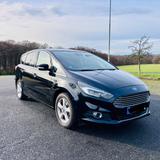 Ford S-Max 1,5 EcoBoost, 7-Sitze, AHK, 1.Hand - schwarze Ford S-Max